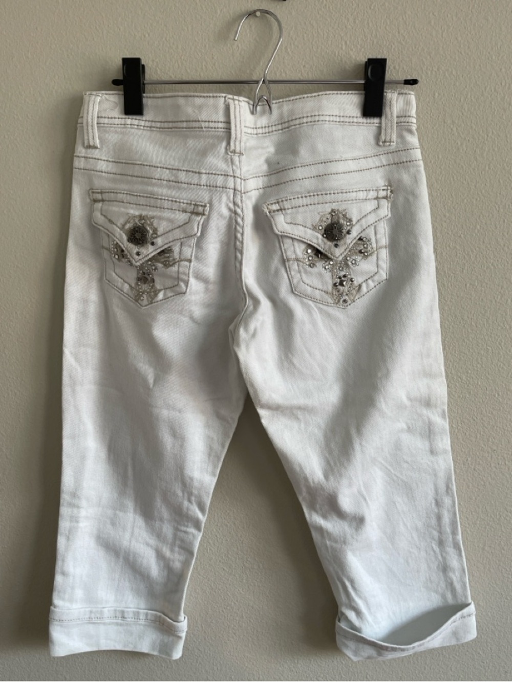 Embellished White Women's Capri Jeans Size 5